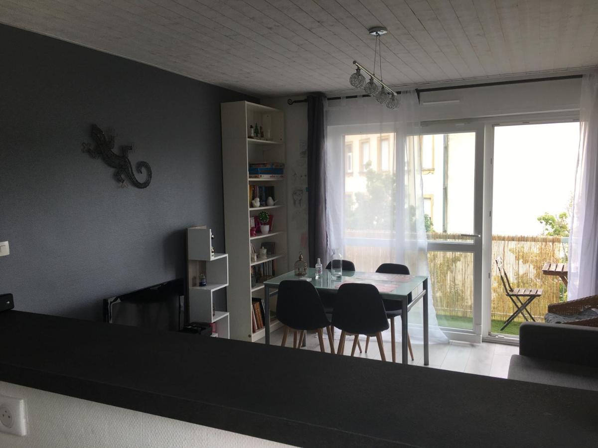 דירות מץ 2 Pieces - Quartier Calme - Parking Gratuit מראה חיצוני תמונה